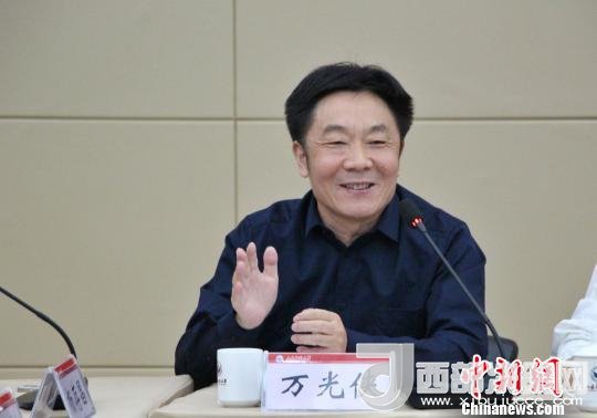 圖為山東師范大學副校長萬光俠在開幕式上發(fā)言?！≮w曉 攝